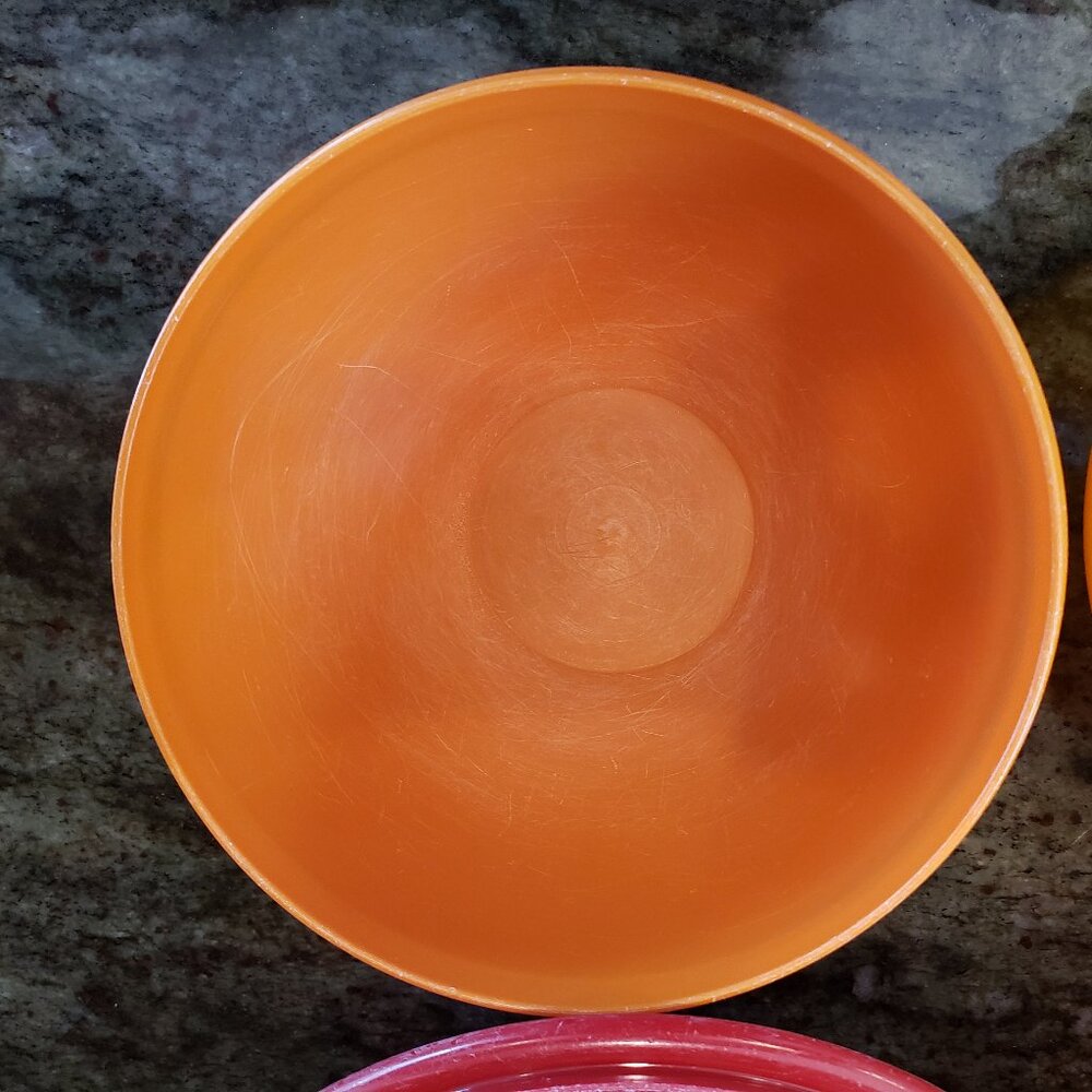 Vintage  Tupperware Bowls Set of 4 - Picture 4 of 12